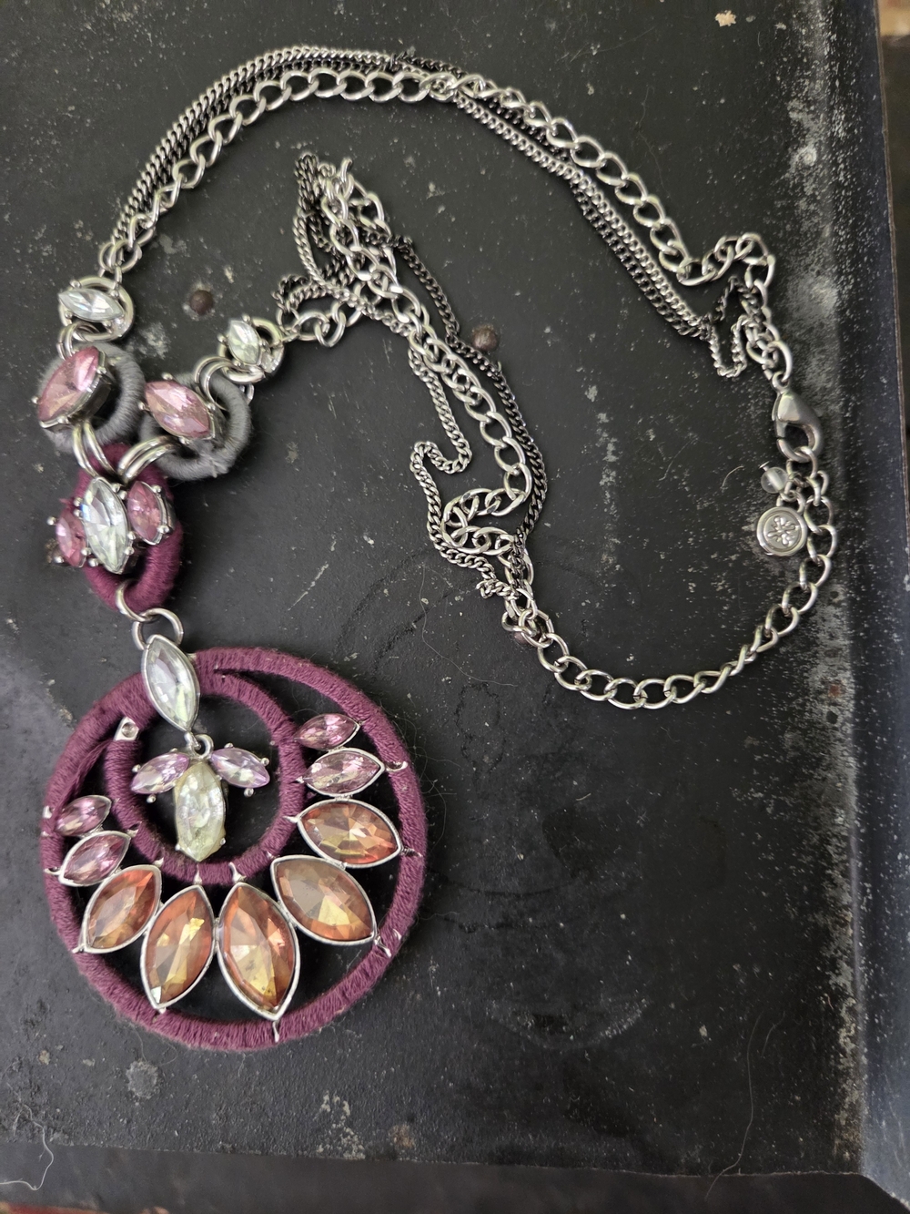 VINTAGE Women's Purple Crystal Pendant Necklace
